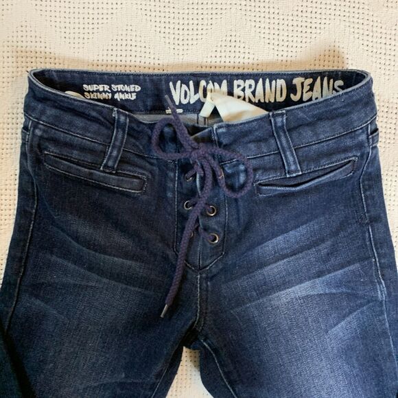 Volcom Womens Jeans Size 25 Dark Denim Super Stoned Skinny Ankle Laced No Zip - Picture 3 of 7